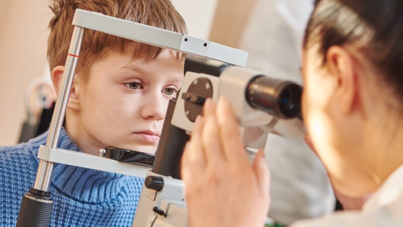 consultas oftalmológicas regulares para crianças 